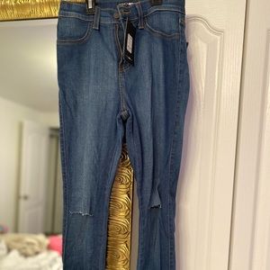 Fashion Nova jeans never worn with tag